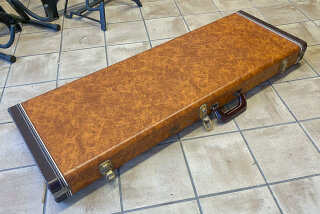 Tokai Vintage Strat + Tele Case brown